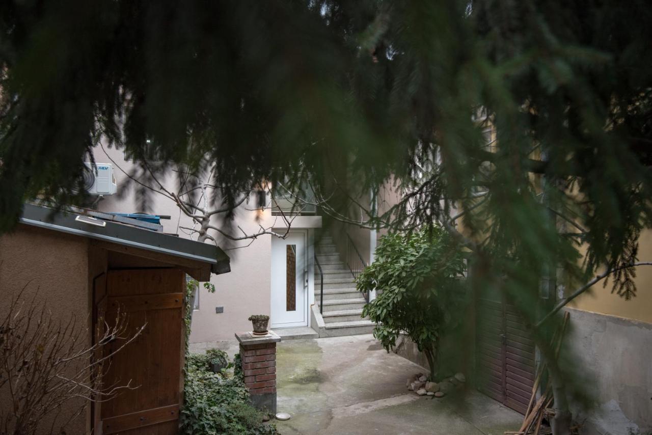 Tanis Apartment Nis